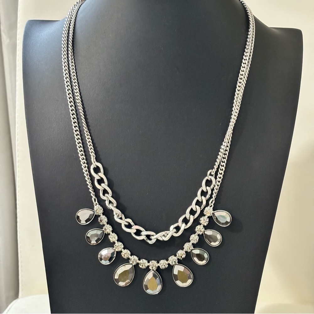 Chico’s double layer rhinestone beaded necklace #048